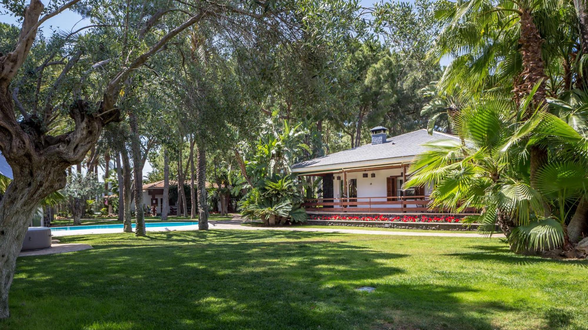 El Oasis Villa
