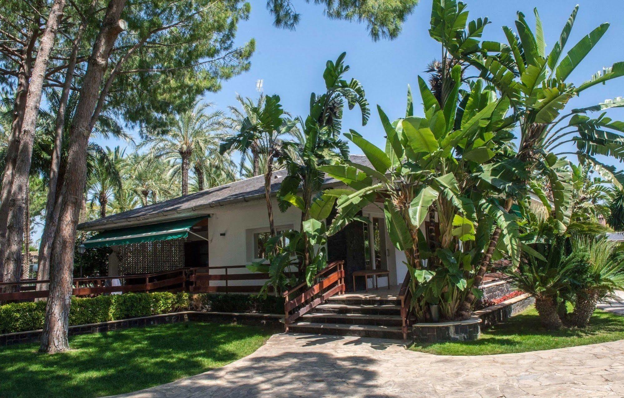 El Oasis